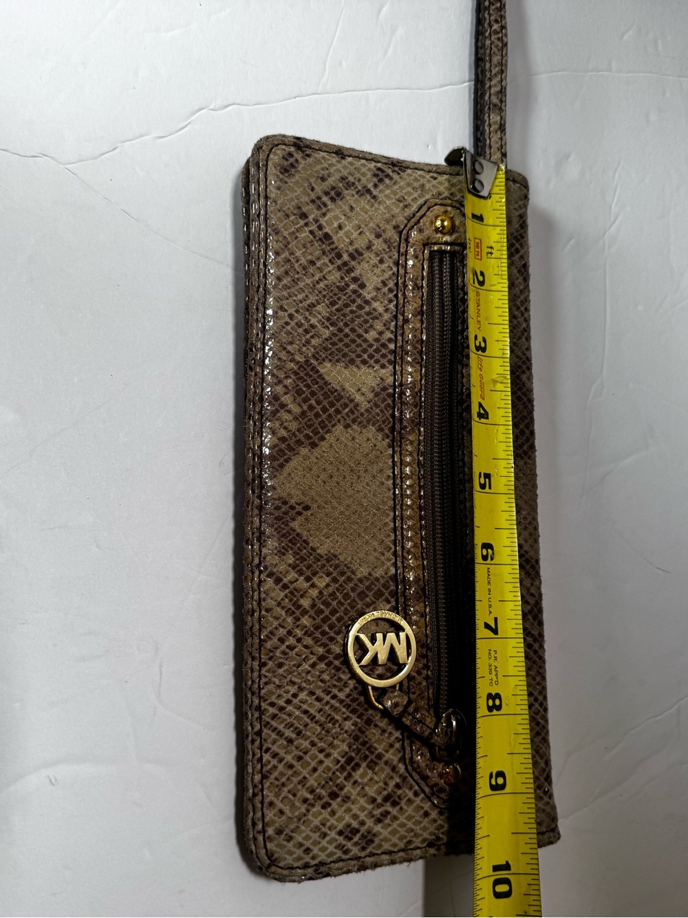 Michael Kors NEW Snakeskin Long Clutch Bag Wristlet Animal Wallet Brown Gold Tan - Picture 15 of 16